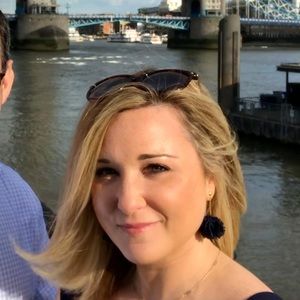 Meet your Posher, Stephanie